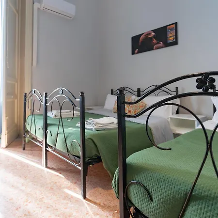 Bed & Breakfast Tra L'etna E Il Mare Via Oberdan