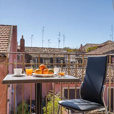 Tra L'etna E Il Mare Via Oberdan Bed & Breakfast