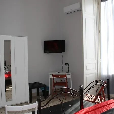 Tra L'etna E Il Mare Via Oberdan Bed & Breakfast